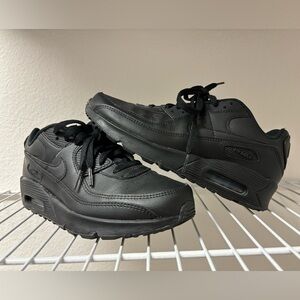 New, never worn. Nike Air Max